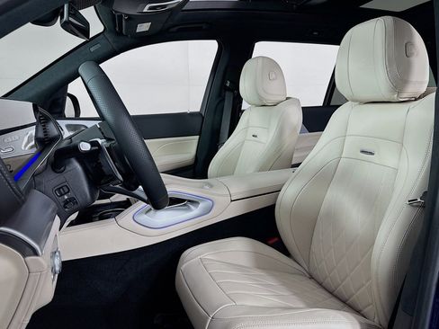 New 2026 Mercedes-Benz GLS 63 AMG 4MATIC image 17