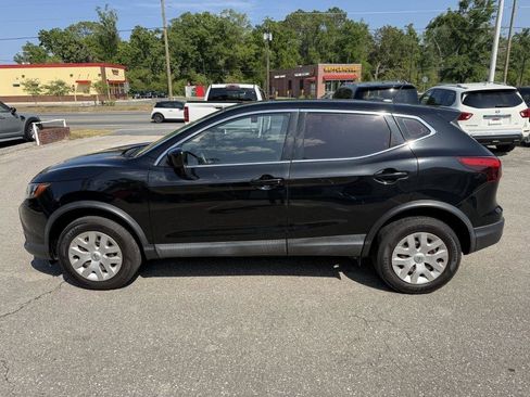 Used 2019 Nissan Rogue Sport S FWD image 8