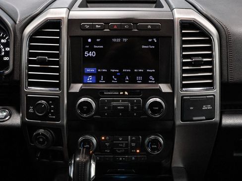 Used 2019 Ford F150 Platinum w/ Equipment Group 701A Luxury AWD/4WD image 28