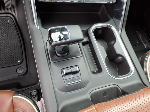 Used 2025 GMC Sierra 1500 Denali Ultimate image 31