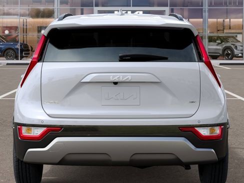 New 2026 Kia Niro SX image 13