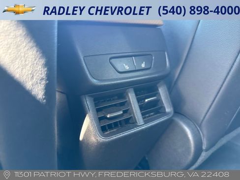Used 2025 Chevrolet Equinox ACTIV w/ Safety and Technology Package AWD/4WD image 13