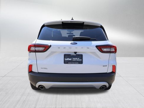 Used 2025 Ford Escape SE FWD image 6