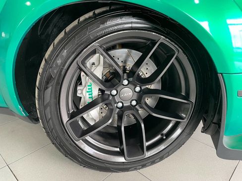 Used 2019 Dodge Challenger SRT Hellcat Redeye image 9