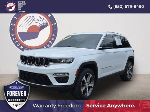 Used 2023 Jeep Grand Cherokee Limited w/ Luxury Tech Group II AWD/4WD image 1