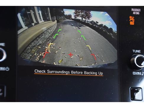 Certified 2025 Subaru Outback Premium image 22