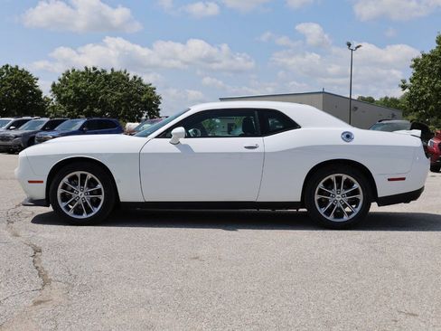 Used 2022 Dodge Challenger GT AWD/4WD image 8