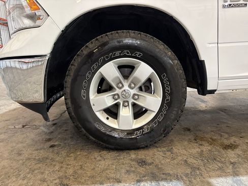 Used 2024 RAM 1500 Classic SLT AWD/4WD image 22