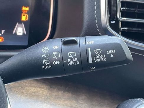 Used 2022 Jeep Grand Wagoneer Series II AWD/4WD image 39