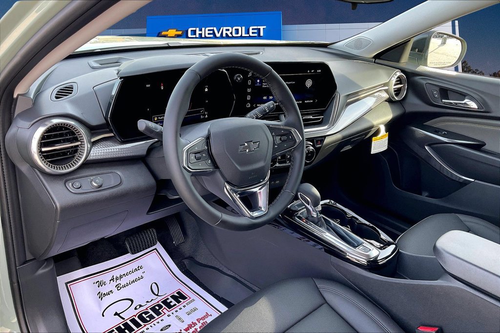 New 2026 Chevrolet Trax ACTIV w/ Sunroof Package FWD image 7