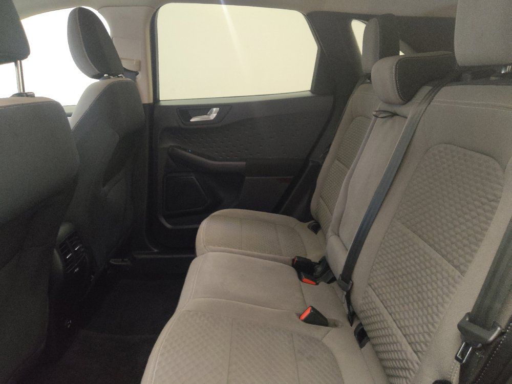 Used 2020 Ford Escape SE FWD image 18