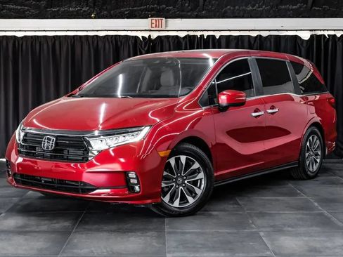 Used 2022 Honda Odyssey EX-L image 2