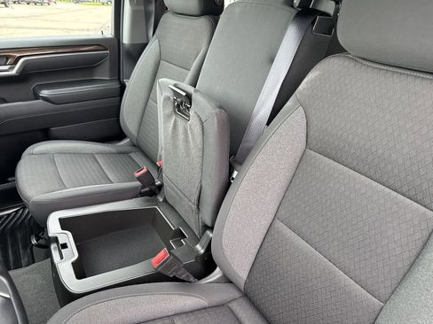 Certified 2025 Chevrolet Silverado 1500 LT AWD/4WD image 20