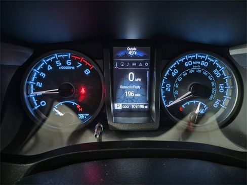 Used 2019 Toyota Tacoma TRD Sport image 30