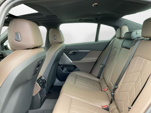 New 2026 BMW 530i RWD image 13