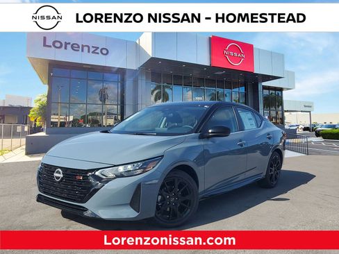New 2025 Nissan Sentra SR w/ Midnight Edition image 1