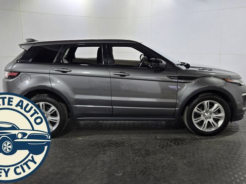 Used 2018 Land Rover Range Rover Evoque HSE Dynamic image 8