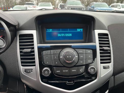 Used 2016 Chevrolet Cruze LT FWD image 25