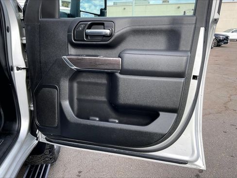 Used 2022 Chevrolet Silverado 2500 LTZ image 21
