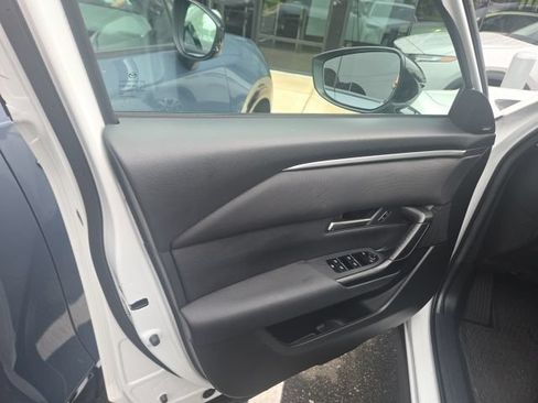 Used 2025 MAZDA CX-50 AWD 2.5 S image 24