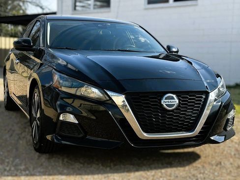 Used 2022 Nissan Altima 2.5 S FWD image 15