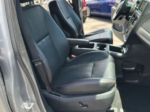 Used 2018 Dodge Grand Caravan GT FWD image 35