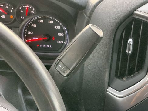 Used 2020 Chevrolet Silverado 1500 Custom w/ Custom Value Package image 14