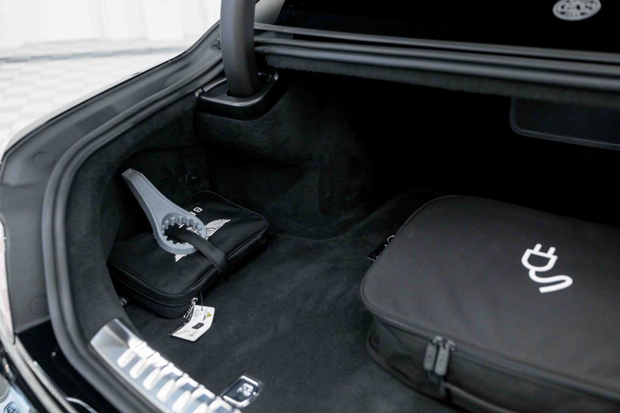 Used 2025 Bentley Flying Spur Plug-In Hybrid AWD/4WD image 93