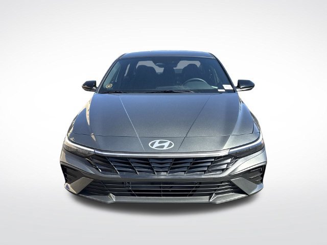 New 2026 Hyundai Elantra SEL FWD image 16