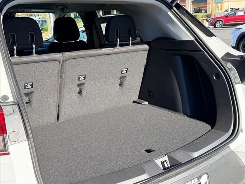 New 2026 Chevrolet TrailBlazer LT w/ Convenience Package FWD image 8