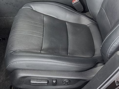 Certified 2018 Honda Accord Touring image 19