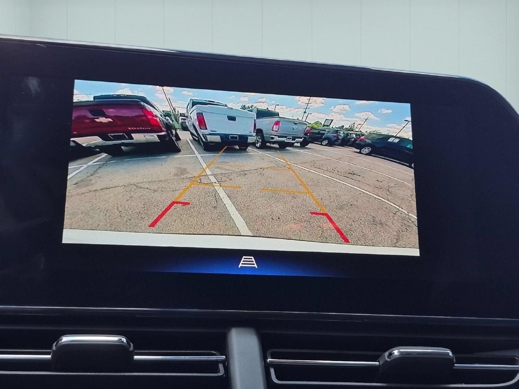 Used 2024 Chevrolet Trax ACTIV w/ Driver Confidence Package FWD image 24