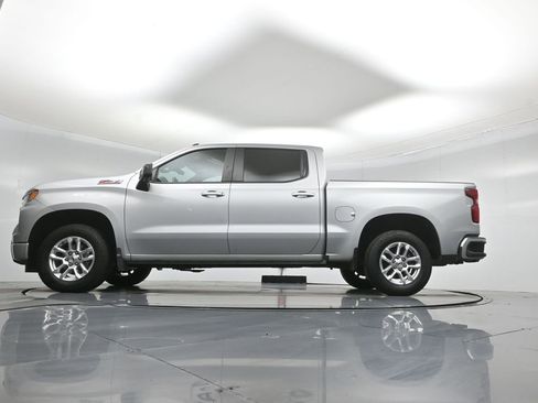 Used 2022 Chevrolet Silverado 1500 RST image 8