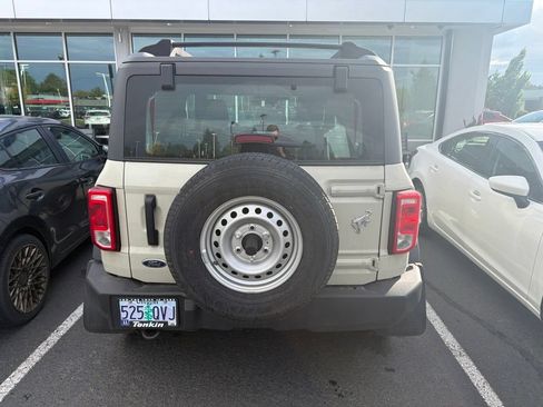 Used 2025 Ford Bronco 2-Door AWD/4WD image 4