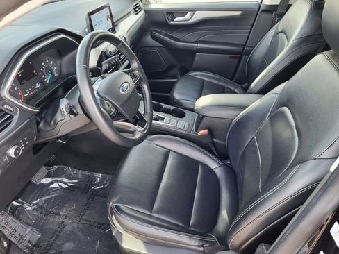 Used 2022 Ford Escape SEL image 12
