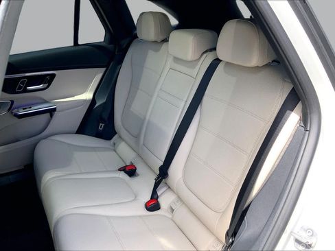 New 2027 Mercedes-Benz GLC 300 4MATIC image 13