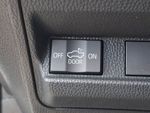 Used 2024 Toyota Tacoma TRD Off-Road AWD/4WD image 24