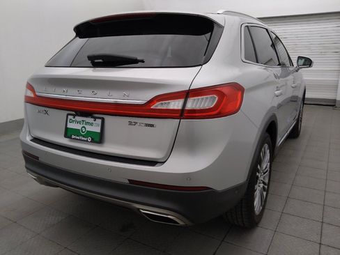 Used 2016 Lincoln MKX Reserve w/ Luxury Package FWD image 9