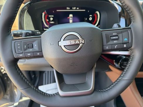 New 2026 Nissan Pathfinder Platinum AWD/4WD image 13