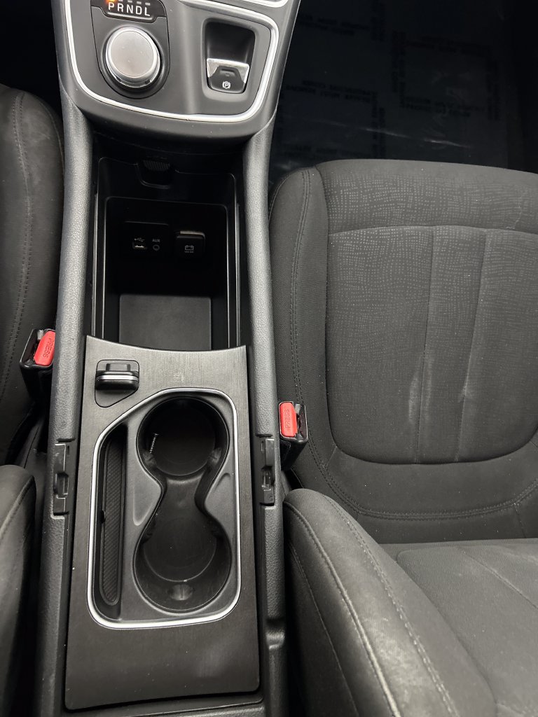 Used 2016 Chrysler 200 Limited w/ Convenience Group FWD image 15