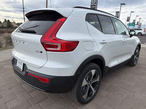 New 2026 Volvo XC40 B5 Plus w/ Protection Package Premier image 6