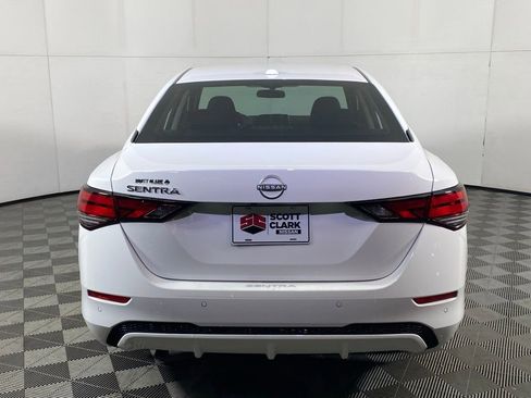 New 2025 Nissan Sentra SV image 6