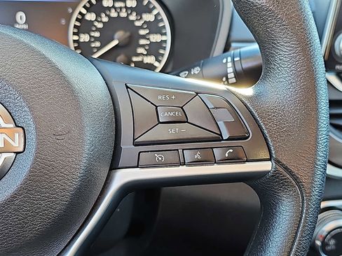 Used 2023 Nissan Altima 2.5 SV image 22