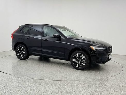 New 2026 Volvo XC60 T8 Plus w/ Climate Package AWD/4WD image 3
