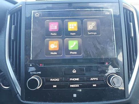 Used 2018 Subaru Crosstrek 2.0i Limited image 18