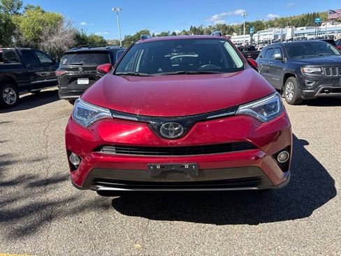 Used 2018 Toyota RAV4 Limited AWD/4WD image 9