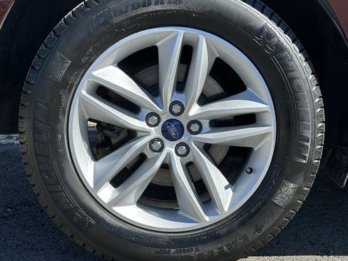 Used 2017 Ford Edge SEL w/ Equipment Group 201A image 24