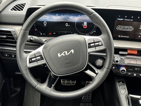 Certified 2025 Kia Telluride SX Prestige X-Line image 24