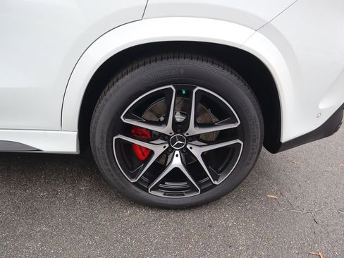 New 2025 Mercedes-Benz GLE 63 AMG S image 9