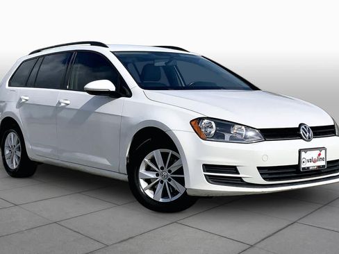 Used 2015 Volkswagen Golf S FWD image 3